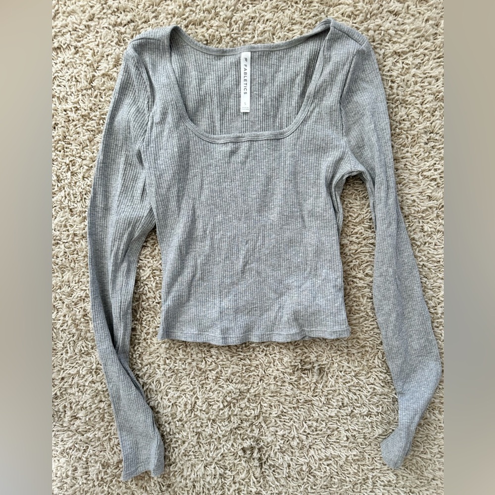 Fabletics Light Gray Ribbed Long Sleeve Top